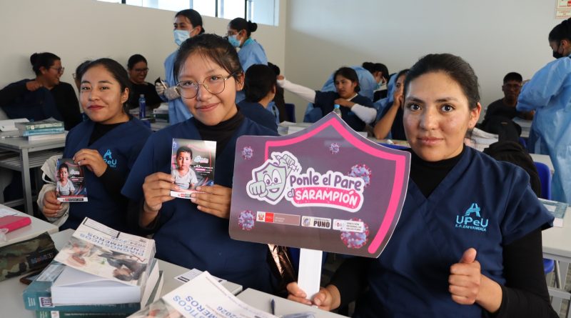 Estudiantes de la Universidad Peruana Unión se protegieron contra el sarampión