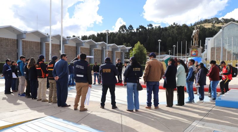 DIRESA Puno articula esfuerzos con la UNA Puno para garantizar participación en simulacro de sismo