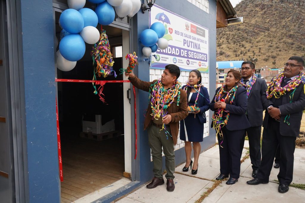 Red de Salud San Antonio de Putina inaugura Unidad de Seguros, SISMED, Almacén Especializado y Farmacotecnia